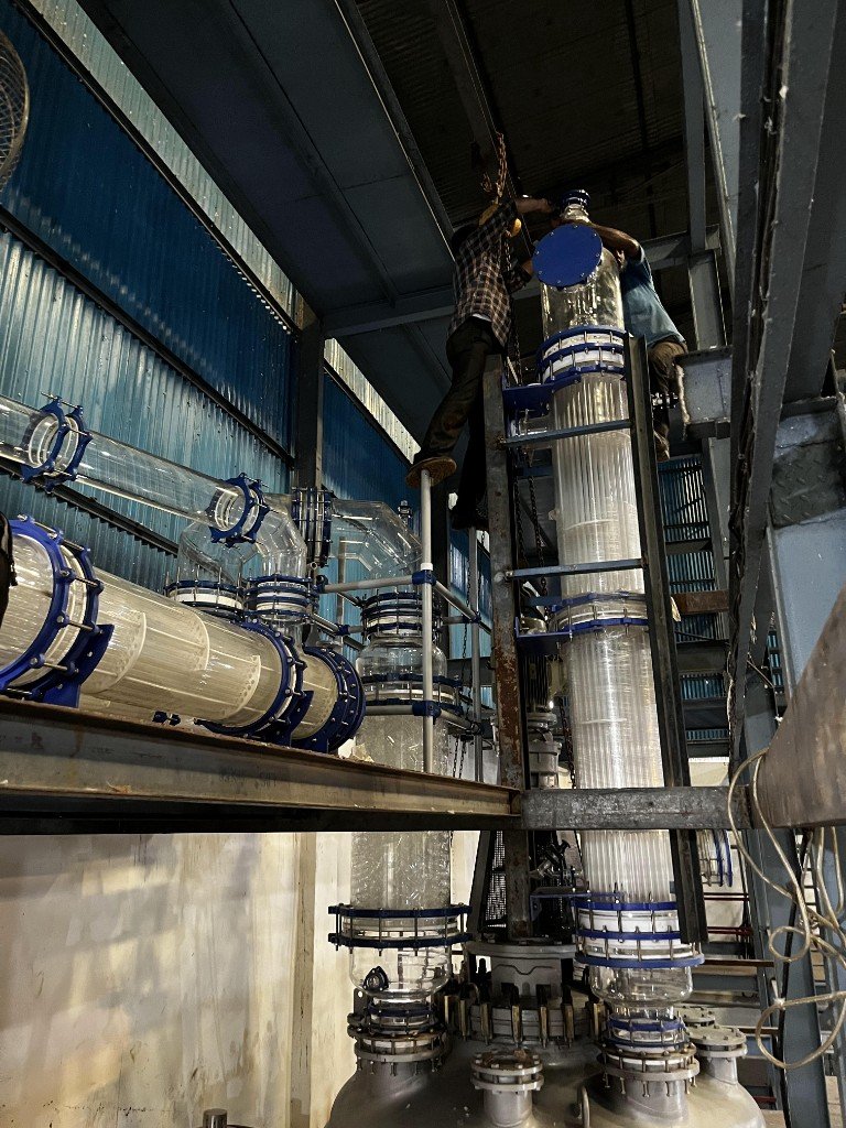 GLR Overhead Glass Distillation Unit system assembly
