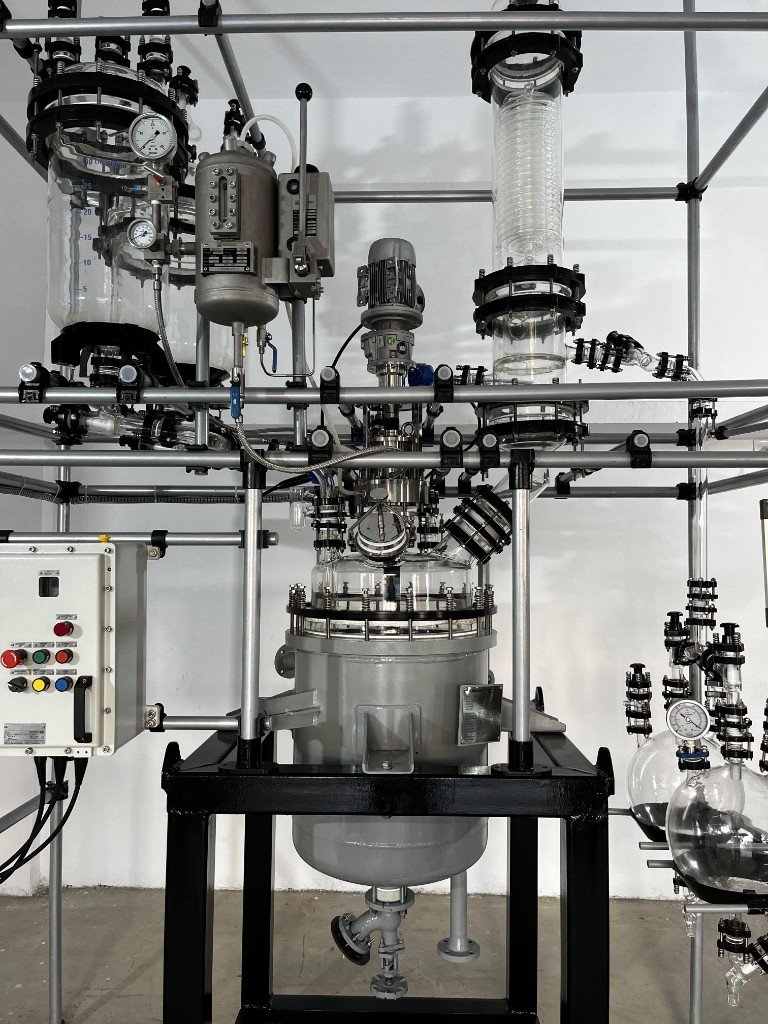 Pilot Reactor system assembly