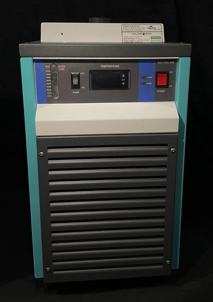 Recirculating Chiller system assembly